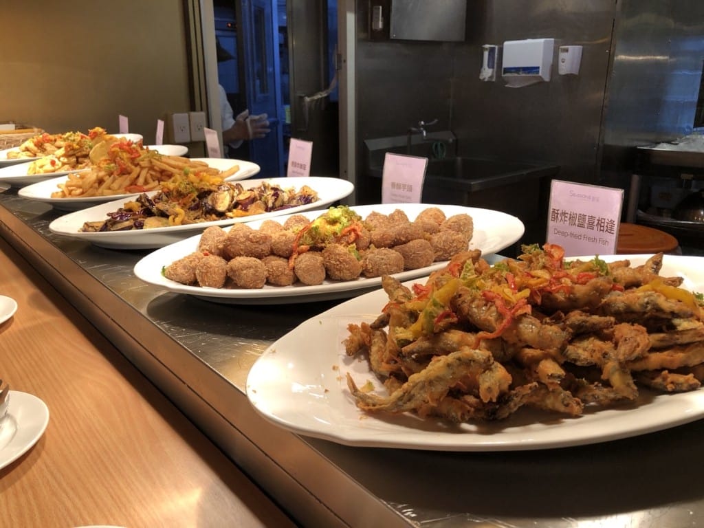 新采自助百匯 清新溫泉飯店 Freshfields Taichung 美景美食美人湯